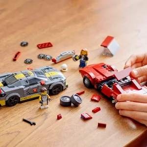 Lodër-Chevrolet Corvette Lodër C8.R Race Car and 1969 Lego - Image 3