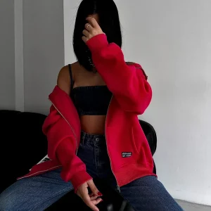 Duks i kuq - Red hoodie - Figura 3