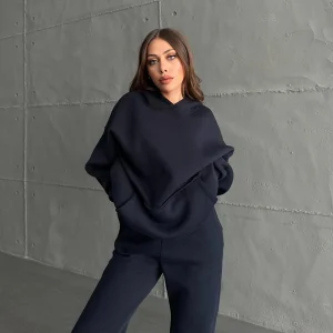 Trenerka të zeza - Black tracksuits - Figura 3